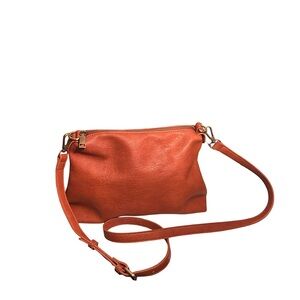 Elegant Tan Leather Crossbody Bag